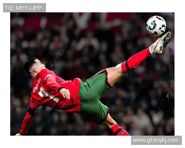 曼开头的足球明星们的辉煌成就与传奇故事分享